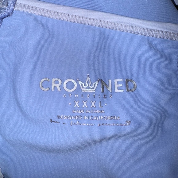 Snowflake Spirit Flow Tank - Picture 3 of 3